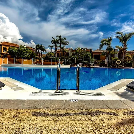 Townhouse In La Duquesa With Bbq And Shared Pool * Costa Adeje (Tenerife)